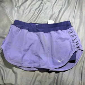 Nike‎ purple skirt size M
